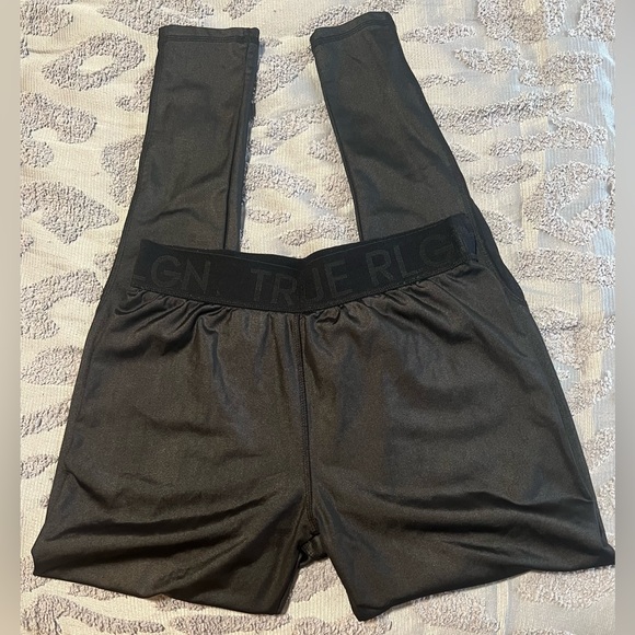 True Religion Black Mesh Side Leggings Women’s Size Large - Picture 1 of 4